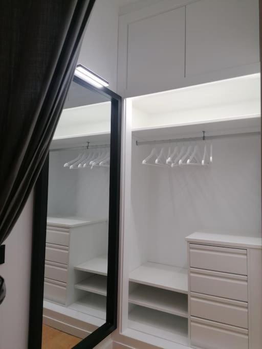 Studio Paris Lejlighed Estepona Eksteriør billede