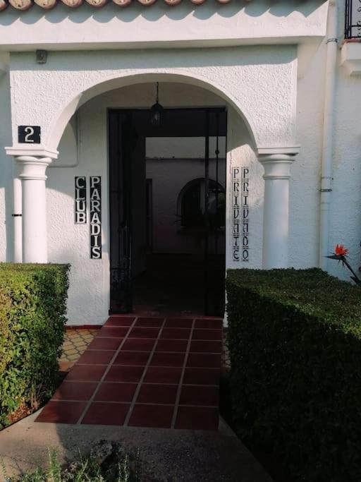 Studio Paris Lejlighed Estepona Eksteriør billede