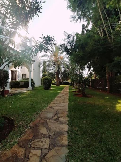Studio Paris Lejlighed Estepona Eksteriør billede